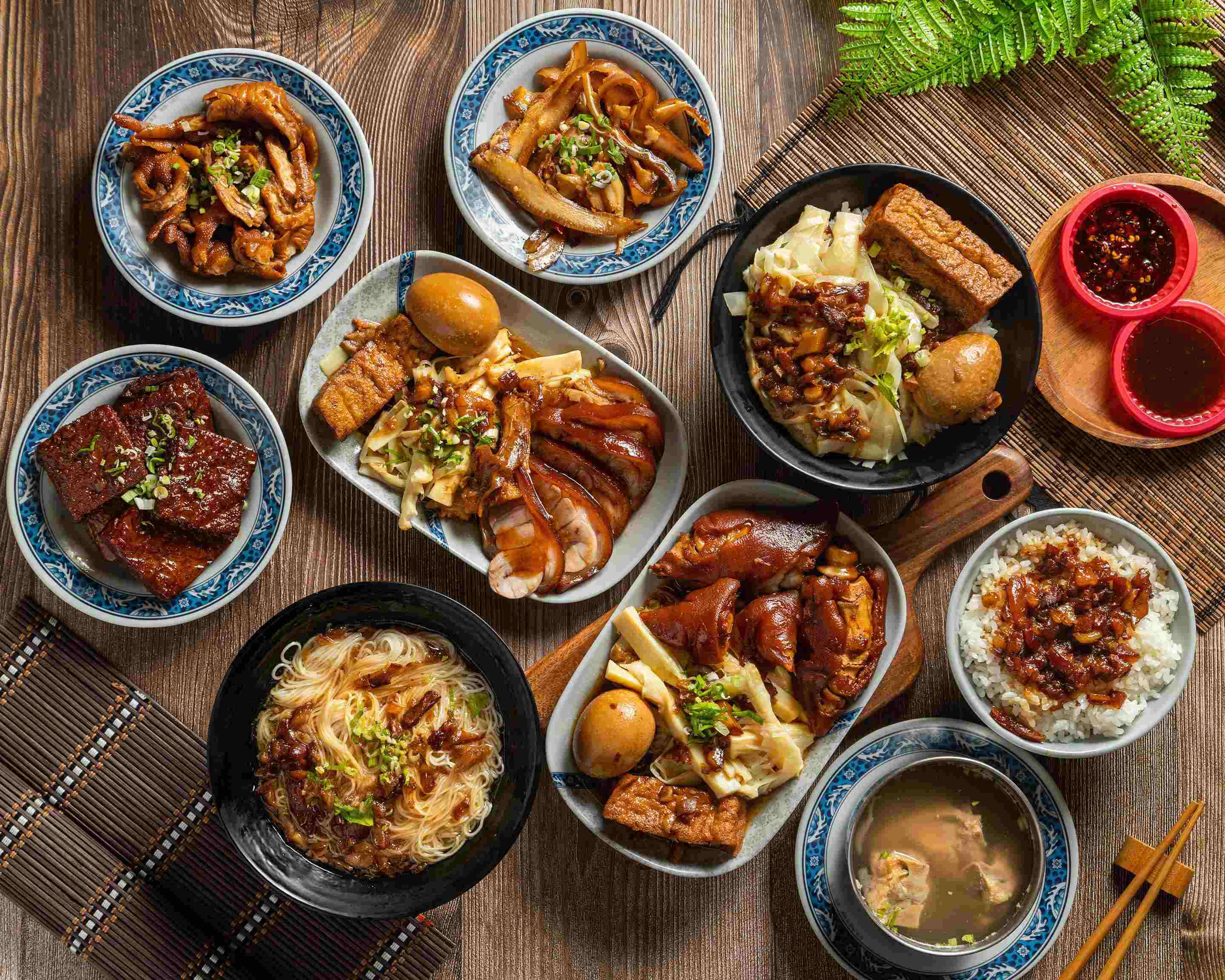 萬兆香萬家老街豬腳中壢店